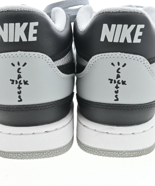 NIKE（ナイキ）スニーカー グレー サイズ:26.5cm メンズ/2200706158014