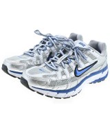 NIKE スニーカー