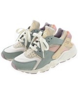 NIKE スニーカー