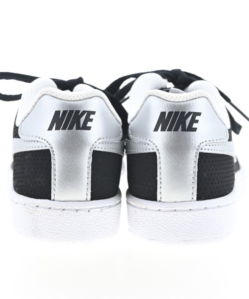 NIKE（ナイキ）スニーカー 黒 サイズ:24cm レディース/2200704211100