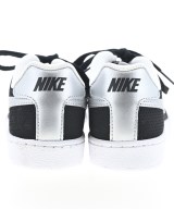 NIKE（ナイキ）スニーカー 黒 サイズ:24cm レディース/2200704211100