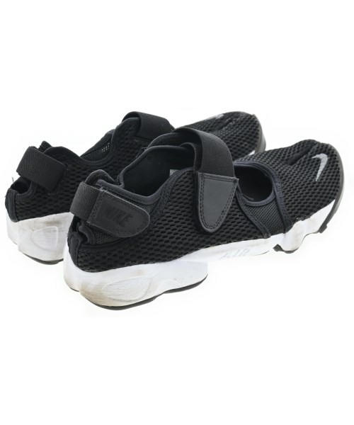 NIKE（ナイキ）スニーカー 黒 サイズ:28cm メンズ/2200707391021