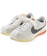 NIKE スニーカー