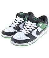 NIKE スニーカー