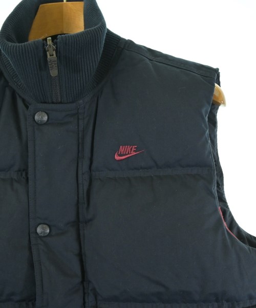 NIKE（ナイキ）ダウンジャケット/ダウンベスト 紺 サイズ:M メンズ/2200709547013