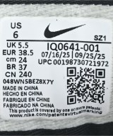 NIKE（ナイキ）スニーカー 黒 サイズ:24cm メンズ/2200662980070