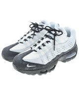 NIKE スニーカー