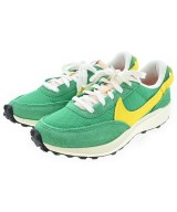 NIKE スニーカー