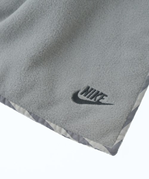 NIKE（ナイキ）マフラー グレー サイズ:- レディース/2200664365028