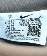 NIKE（ナイキ）スニーカー グレー サイズ:24cm レディース/2200662490043