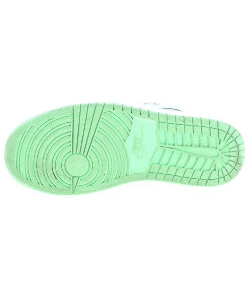 NIKE（ナイキ）スニーカー 緑 サイズ:26cm メンズ/2200665224010