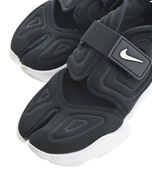 NIKE（ナイキ）スニーカー 黒 サイズ:23.5cm レディース/2200662371090