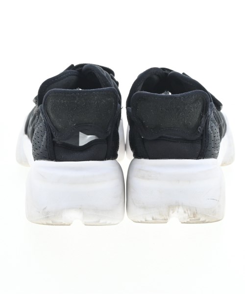 NIKE（ナイキ）スニーカー 黒 サイズ:23.5cm レディース/2200662371090