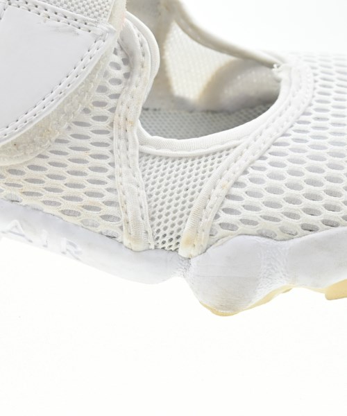 NIKE（ナイキ）サンダル 白 サイズ:24cm レディース/2200663183029