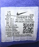 NIKE（ナイキ）スニーカー ベージュ サイズ:23.5cm レディース/2200663339129