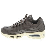 NIKE（ナイキ）スニーカー 茶 サイズ:27cm メンズ/2200662184010