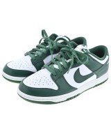 NIKE スニーカー