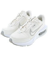 NIKE スニーカー