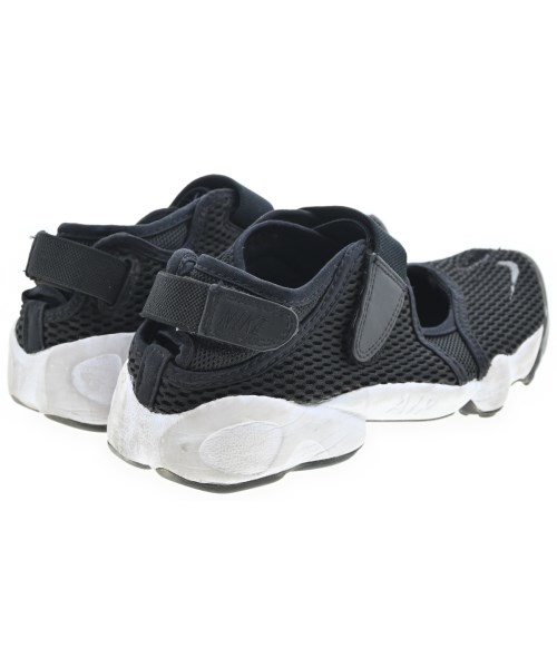 NIKE（ナイキ）スニーカー 黒 サイズ:25cm レディース/2200666236029