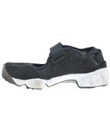 NIKE（ナイキ）スニーカー 黒 サイズ:25cm レディース/2200666236029