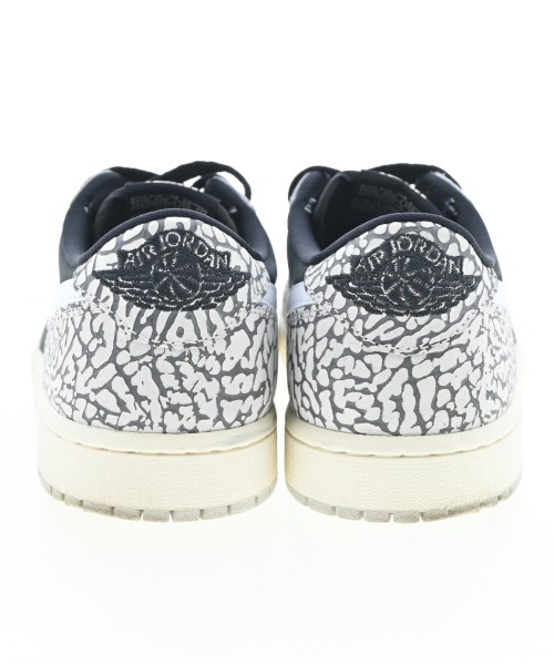 NIKE（ナイキ）スニーカー グレー サイズ:26cm メンズ/2200666324016