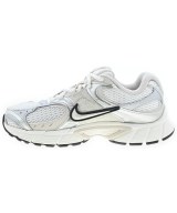 NIKE（ナイキ）スニーカー 白 サイズ:24cm レディース/2200666467010