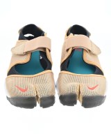 NIKE（ナイキ）スニーカー ゴールド サイズ:26cm レディース/2200663980079