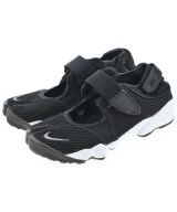 NIKE（ナイキ）スニーカー 黒 サイズ:24cm レディース/2200666129079