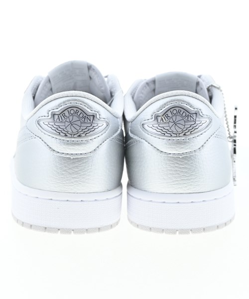 NIKE（ナイキ）スニーカー グレー サイズ:27.5cm メンズ/2200667955059