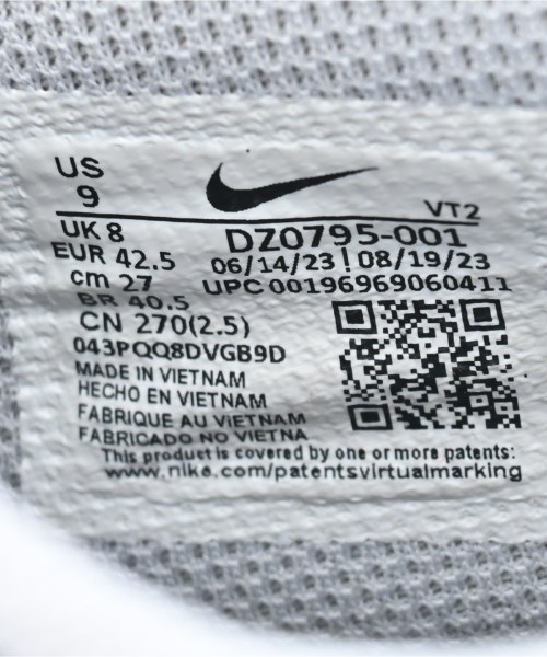 NIKE（ナイキ）スニーカー 黒 サイズ:27cm メンズ/2200654449592