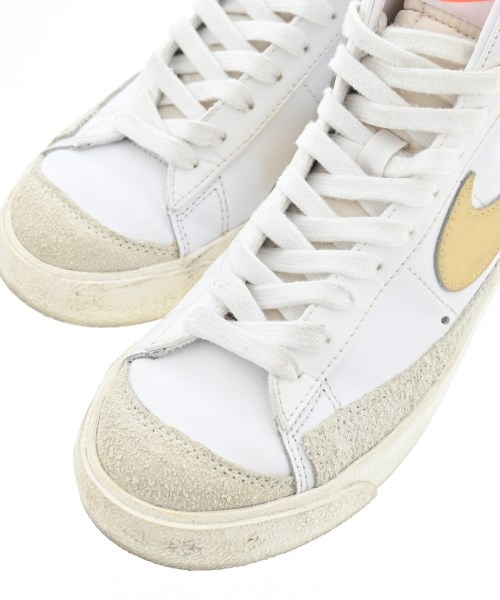 NIKE（ナイキ）スニーカー 白 サイズ:24.5cm レディース/2200668750059