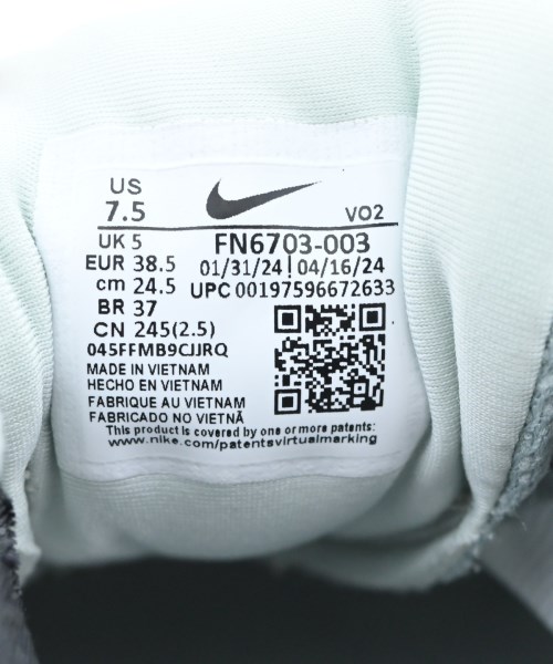 NIKE（ナイキ）スニーカー グレー サイズ:24.5cm レディース/2200668056021