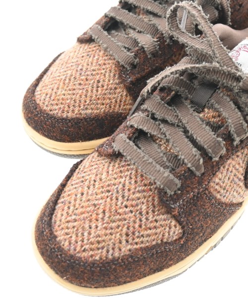 NIKE（ナイキ）スニーカー 茶 サイズ:24.5cm レディース/2200670070350
