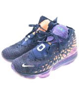 NIKE スニーカー