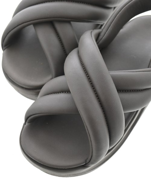 NIKE（ナイキ）サンダル 茶 サイズ:23cm レディース/2200666527110