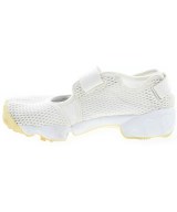 NIKE（ナイキ）サンダル 白 サイズ:25cm レディース/2200668760065