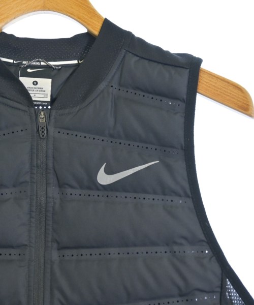 NIKE（ナイキ）ダウンジャケット/ダウンベスト 黒 サイズ:S メンズ/2200728619258
