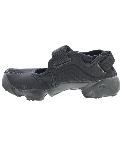 NIKE（ナイキ）スニーカー 黒 サイズ:22cm レディース/2200723388425