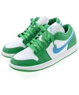 NIKE スニーカー