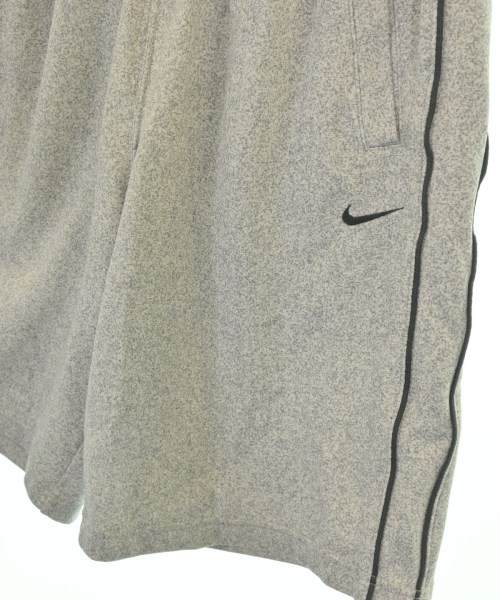 NIKE（ナイキ）ショートパンツ グレー サイズ:M レディース/2200731106035