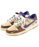 NIKE スニーカー