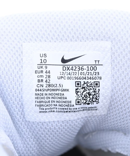 NIKE（ナイキ）スニーカー グレー サイズ:28cm メンズ/2200732875077