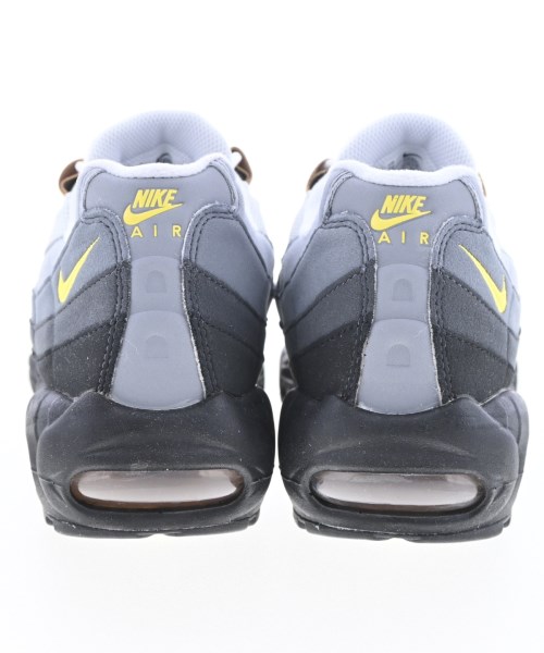 NIKE（ナイキ）スニーカー グレー サイズ:28cm メンズ/2200732875077