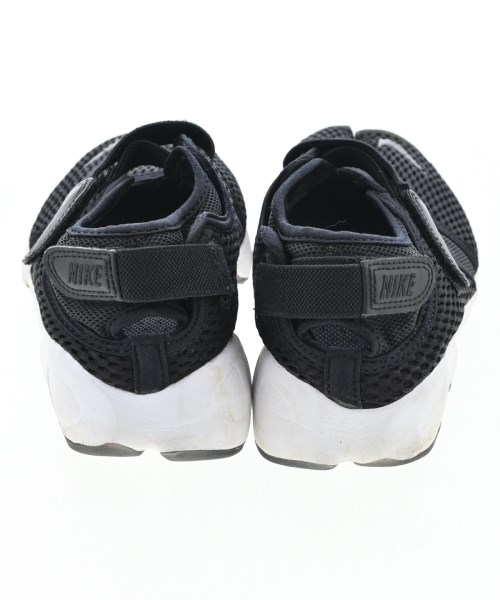 NIKE（ナイキ）スニーカー 黒 サイズ:25cm レディース/2200715620038