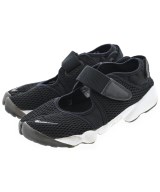 NIKE（ナイキ）スニーカー 黒 サイズ:25cm レディース/2200715620038