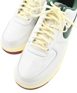NIKE（ナイキ）スニーカー ベージュ サイズ:28cm メンズ/2200717675074