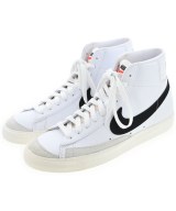NIKE スニーカー