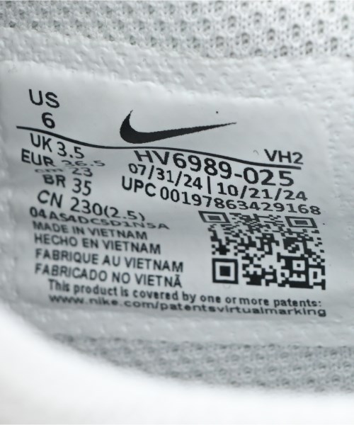 NIKE（ナイキ）スニーカー ベージュ サイズ:23cm レディース/2200717157099
