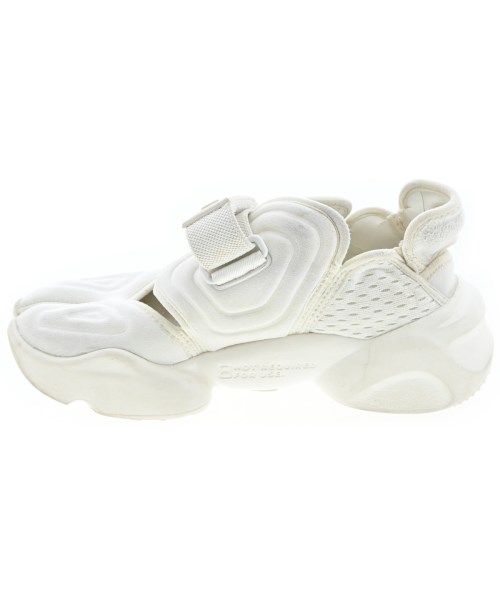 NIKE（ナイキ）スニーカー 白 サイズ:22cm レディース/2200722135082