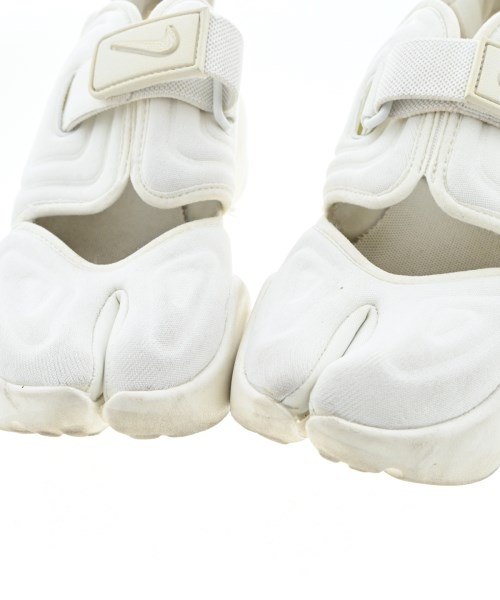 NIKE（ナイキ）スニーカー 白 サイズ:22cm レディース/2200722135082